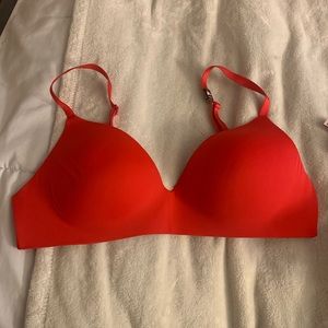 victoria’s secret t-shirt bra